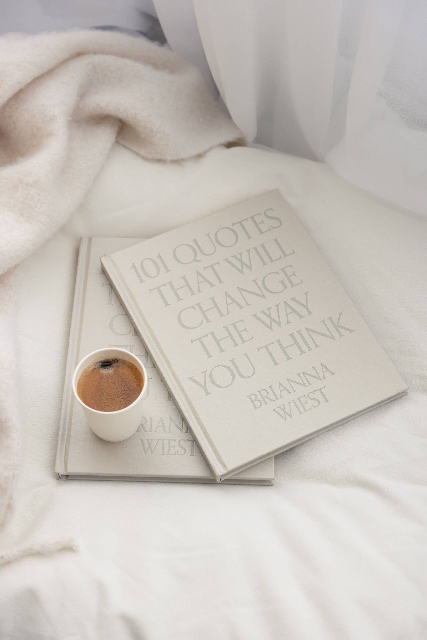 101 Quotes That Will Change The Way You Think - table book by Brianna Wiest